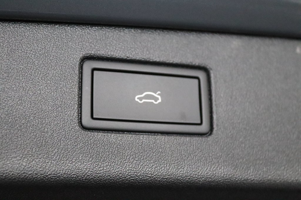 Volkswagen Tiguan 2.0 TDI 4M R-Line Premium Pano HuD Värmare