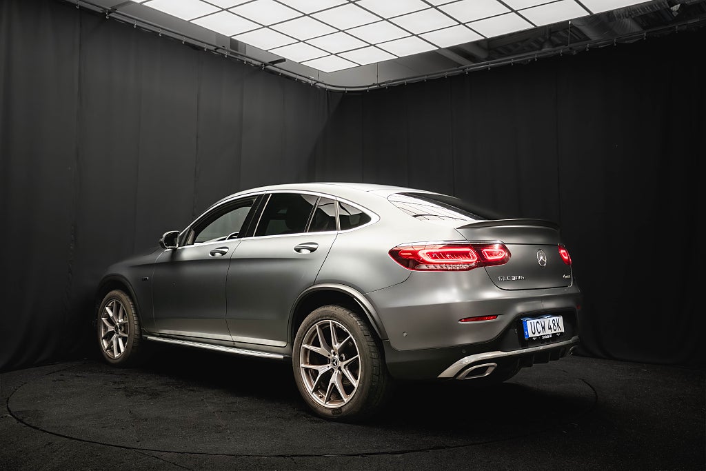 Mercedes-Benz GLC 300 e Coupé 4M AMG MAGNO PANO 20'' BUR 360° 1-ÄGARE MOMS
