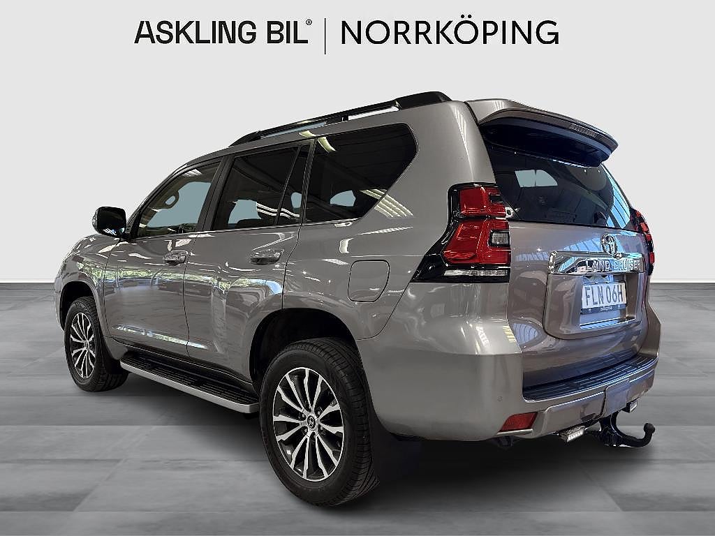 Toyota Land Cruiser 2020 - miniatyr 2