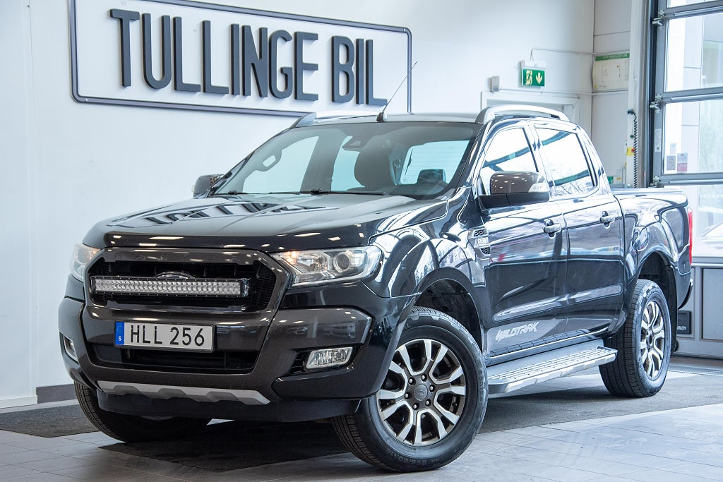 Ford ranger Dubbelhytt 3.2 TDCi Wildtrak Flaklock Drag Värm Navi