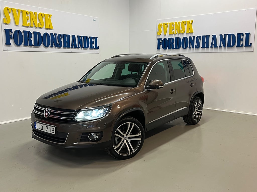 Volkswagen Tiguan 2.0 TSI 4Motion Sport & Style Panorama Skinn (Dragkrok)