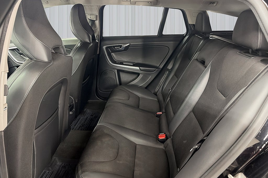 Volvo V60 2016
