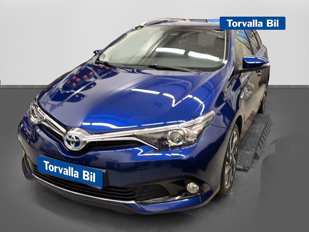 Toyota Auris Touring  Hybrid Aut 136hk Vinterhjul ingår