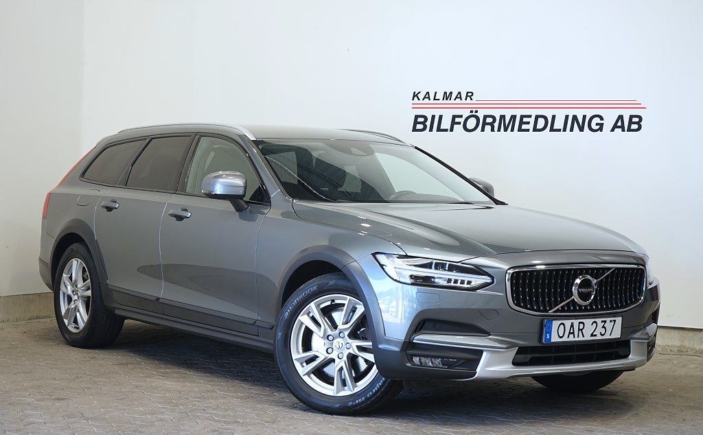 Volvo V90 Cross Country D5 AWD Automat Värmare Dragkrok 235hk