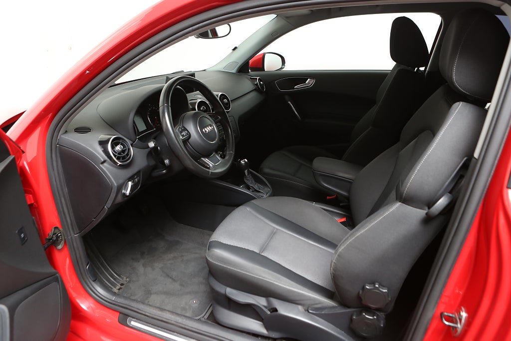 Audi A1 1,4 TFSI 122hk S Tronic Nybesiktad 2011