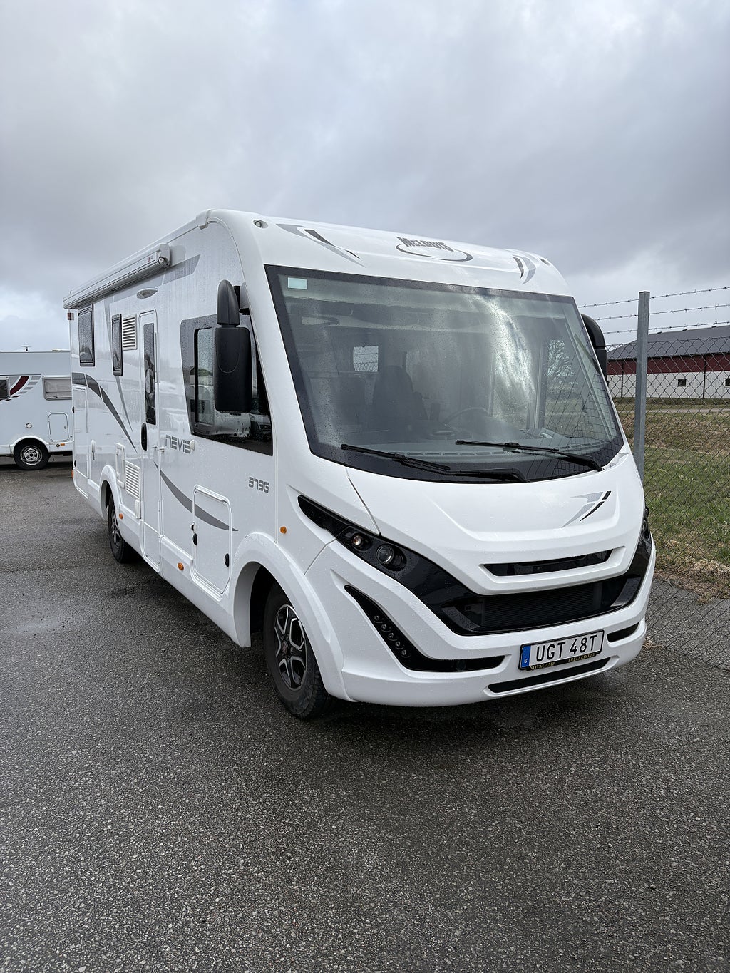 McLouis NEVIS 373 (Integrerad med taksäng)