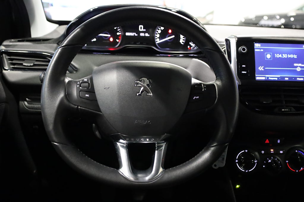 Peugeot 208 1,2 PureTech 82hk 5D Blåtand K-rems bytt 2018