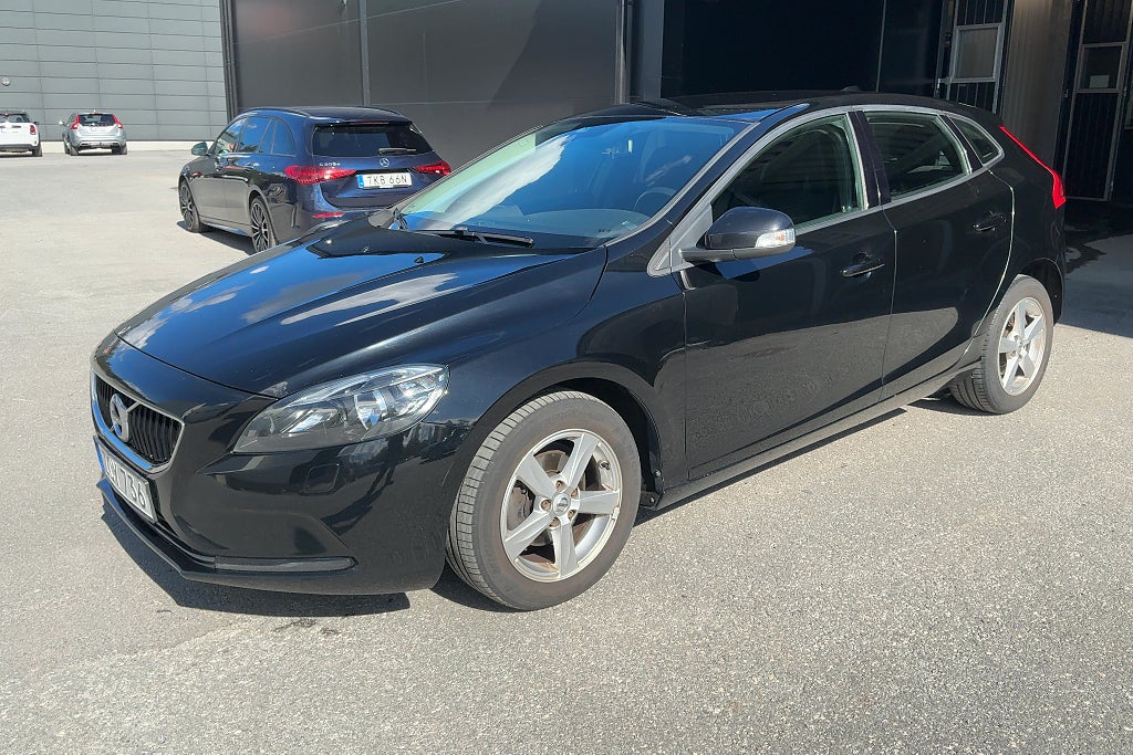 Volvo V40 2.0 D2 Kinetic / PDC, Värmare