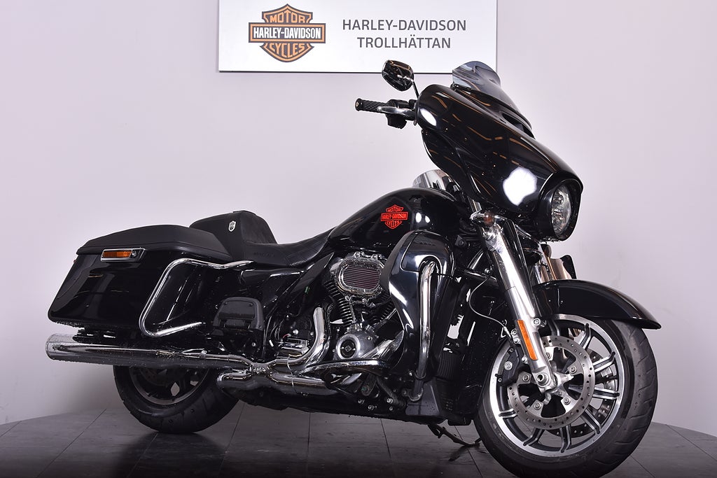 Harley-Davidson ELECTRA GLIDE /STEG 2/KOLLA UTRUSTNING!!