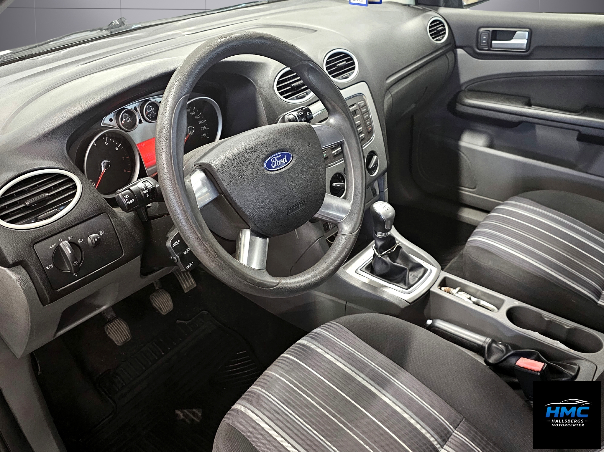 Ford Focus 2010, bild 7/10