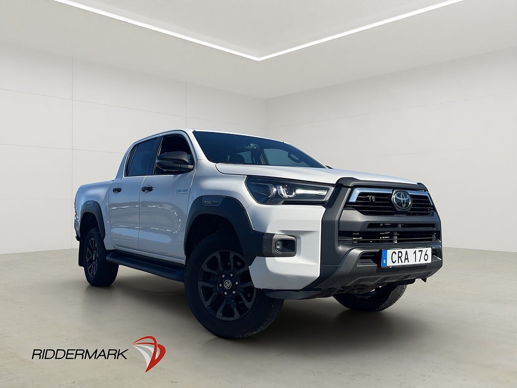 Toyota HiLux Invincible 2.8 4WD M/K-Värmare Drag Diff Moms