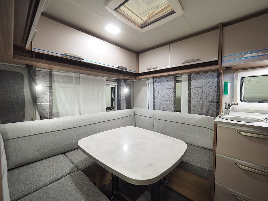 Knaus Sport 450 FU Design-Paket