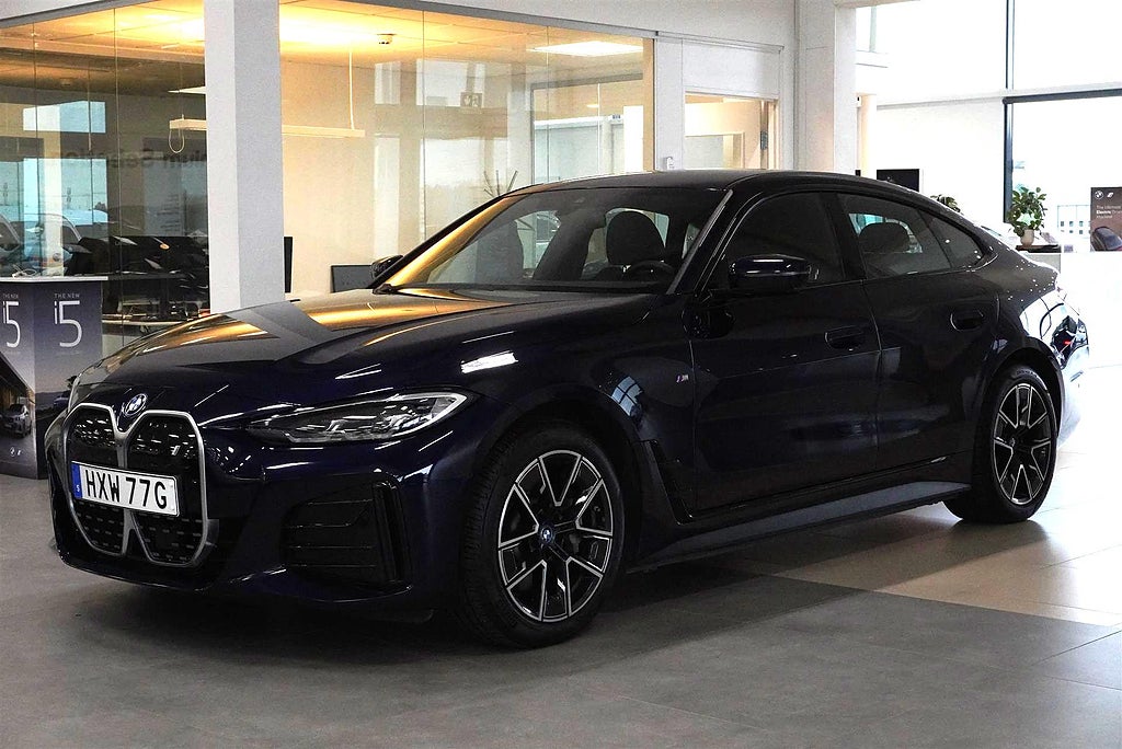BMW i4 eDrive40 Gran Coupé Msport Elstolar Aktiv Farhållare 360-Kamera