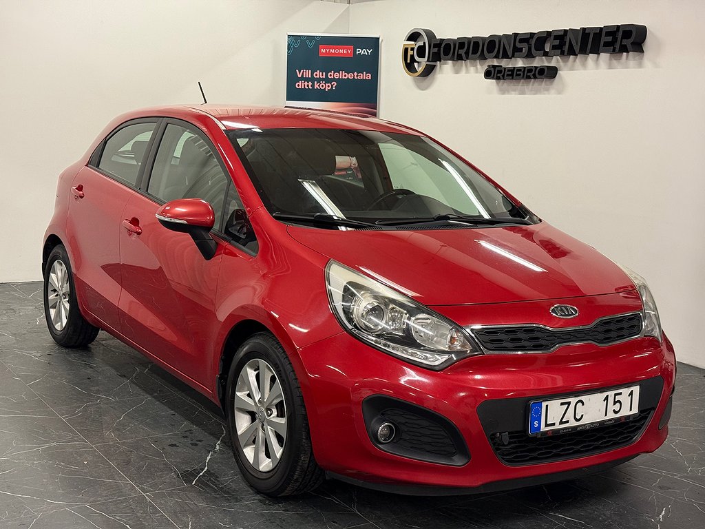 Kia Rio 5-dörrar 1.4 CVVT |GLS|Rattvärme|Motorvärmare|Drag