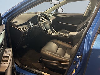 Lexus NX 300h 2.5 AWD E-CVT Business Line S&Vhjul/Drag/Kamera – bild 7