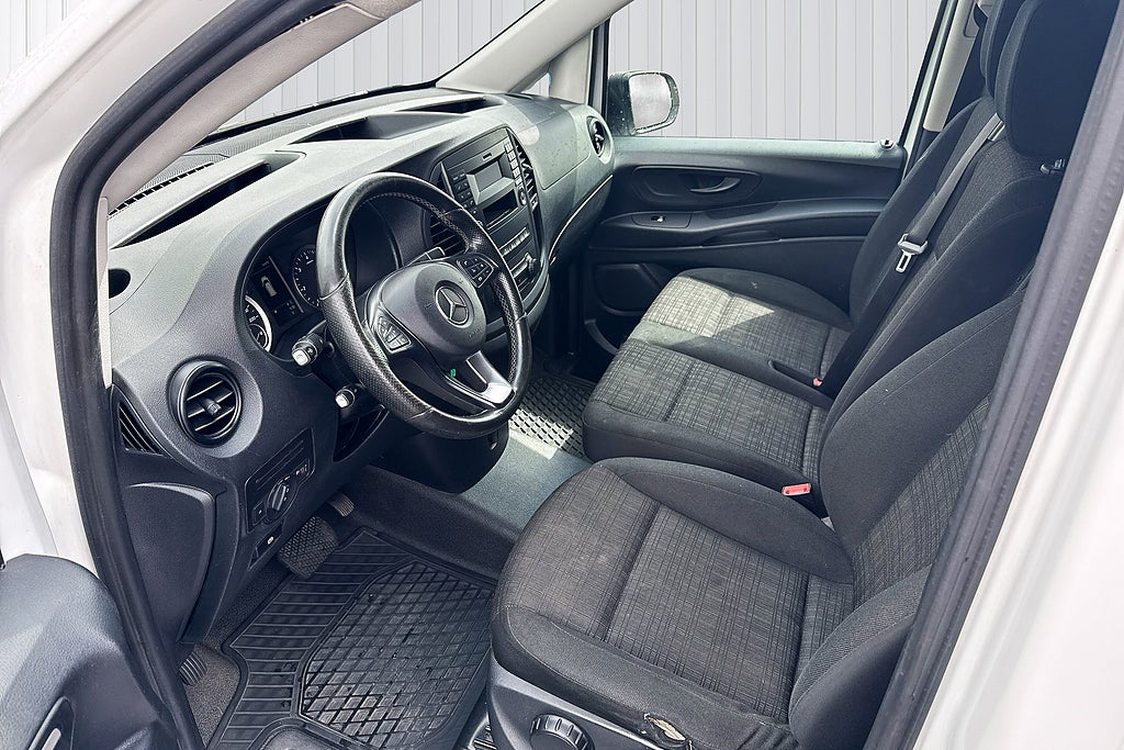 Mercedes-Benz Vito 2020 - miniatyr 11