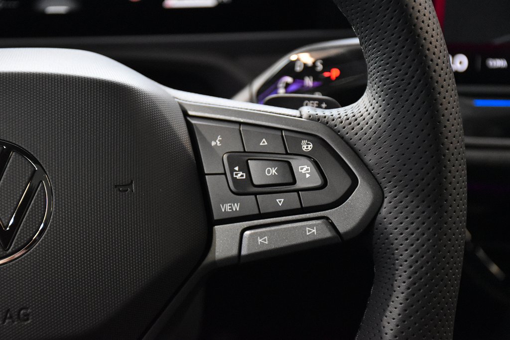 Volkswagen Passat Sportscombi 2.0 TDI DPF SCR 4Motion DSG Sekventiell, 193hk, 2024