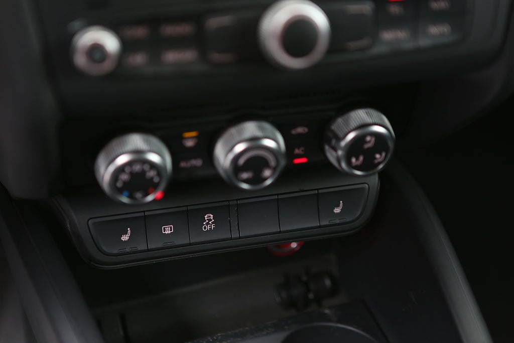 Audi A1 1,4 TFSI 122hk S Tronic Nybesiktad 2011