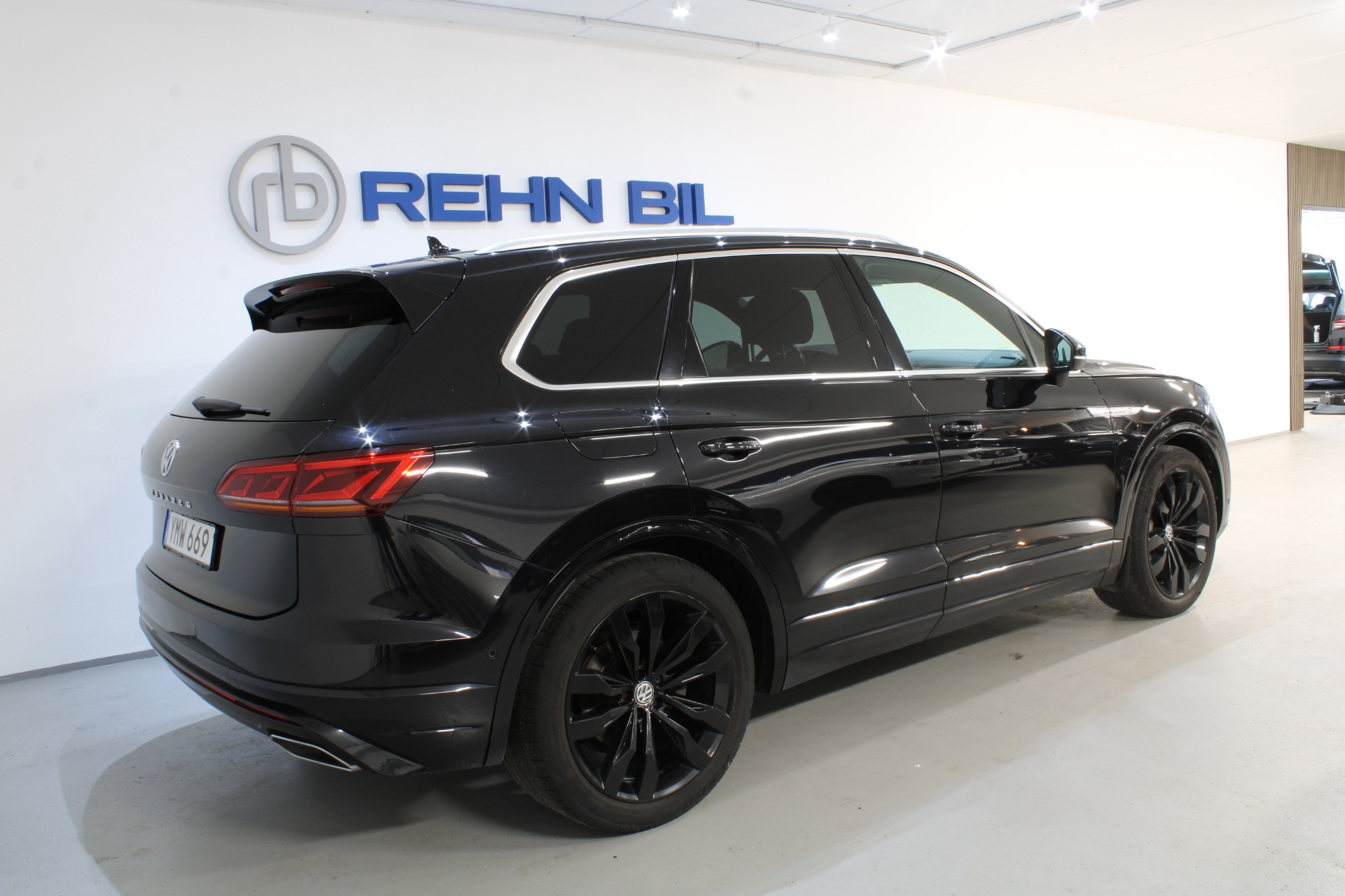 Volkswagen Touareg 2018, bild 2/10
