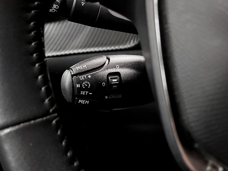 Bild på Peugeot E-208 Allure Pack 50kWh 136hk Aut BACKKAMERA