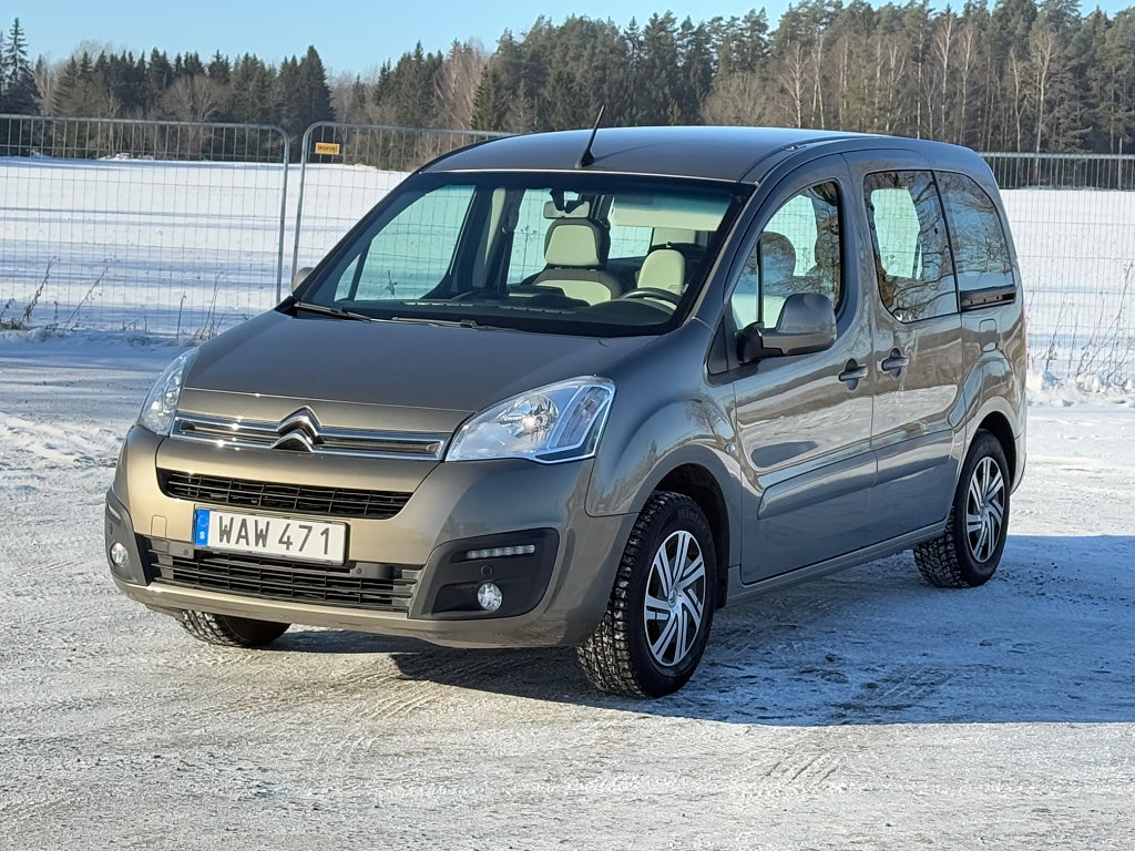 Citroën Berlingo Multispace 1.6 VTi 120 Euro 6/5Sits/backkamera/enägare 
