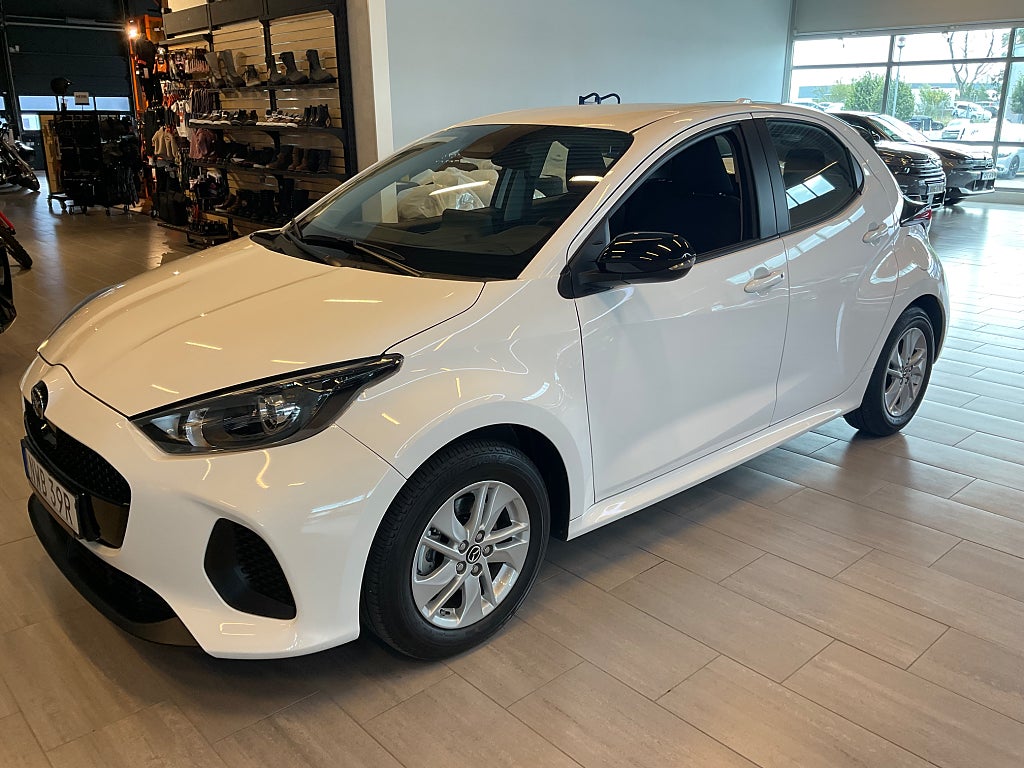 Mazda 2 Hybrid Centre-Line Backkamera 