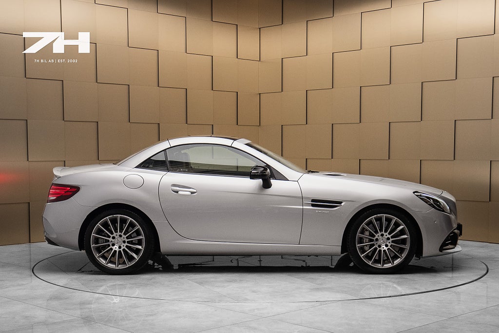 Mercedes-Benz SLC 43 AMG / H&K / Kamera / Navi