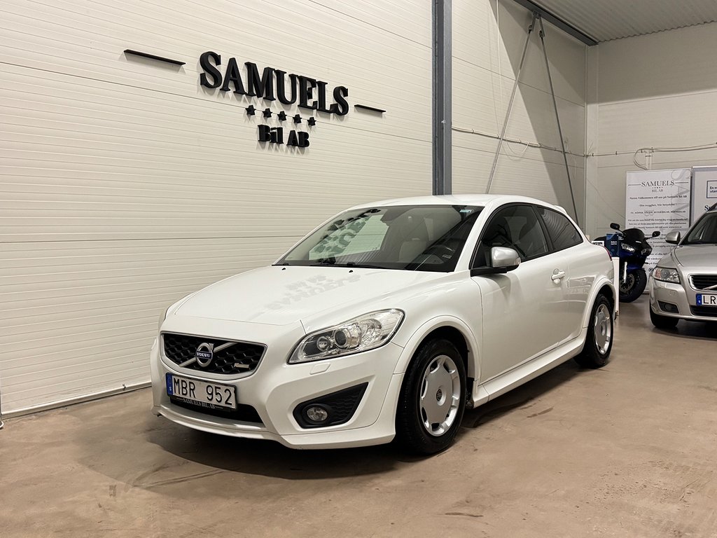 Volvo C30 D2 Momentum, R-Design, Välvårdad 