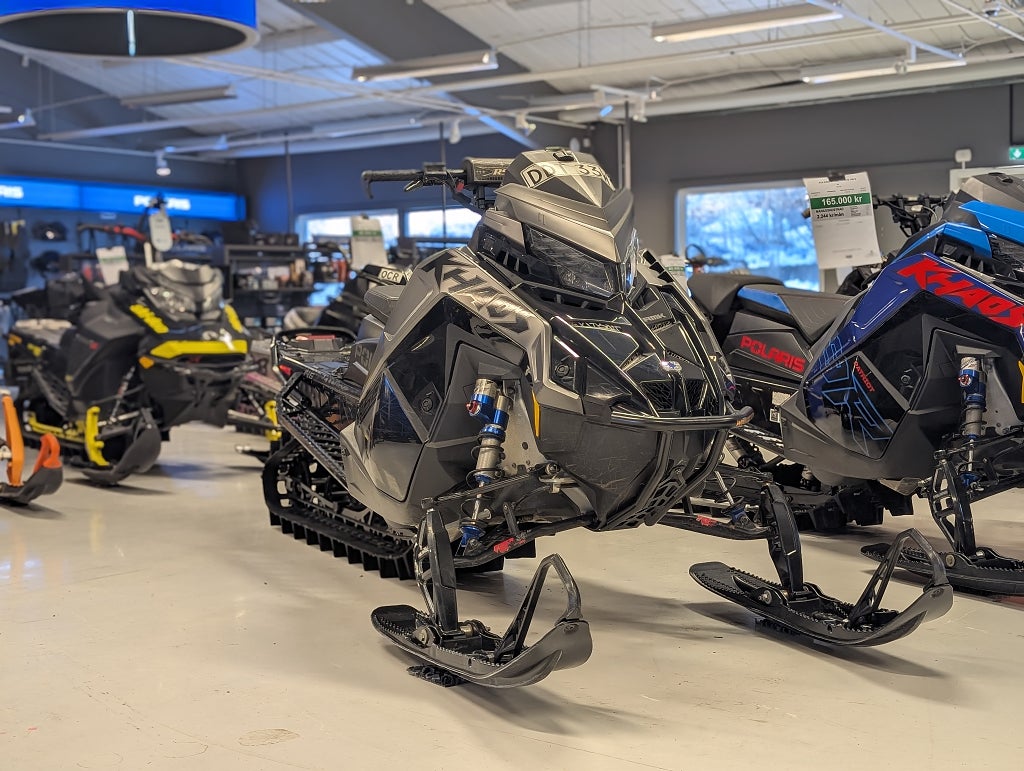 Polaris 850 RMK KHAOS 146 