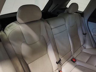 SUV Volvo XC60 14 av 26