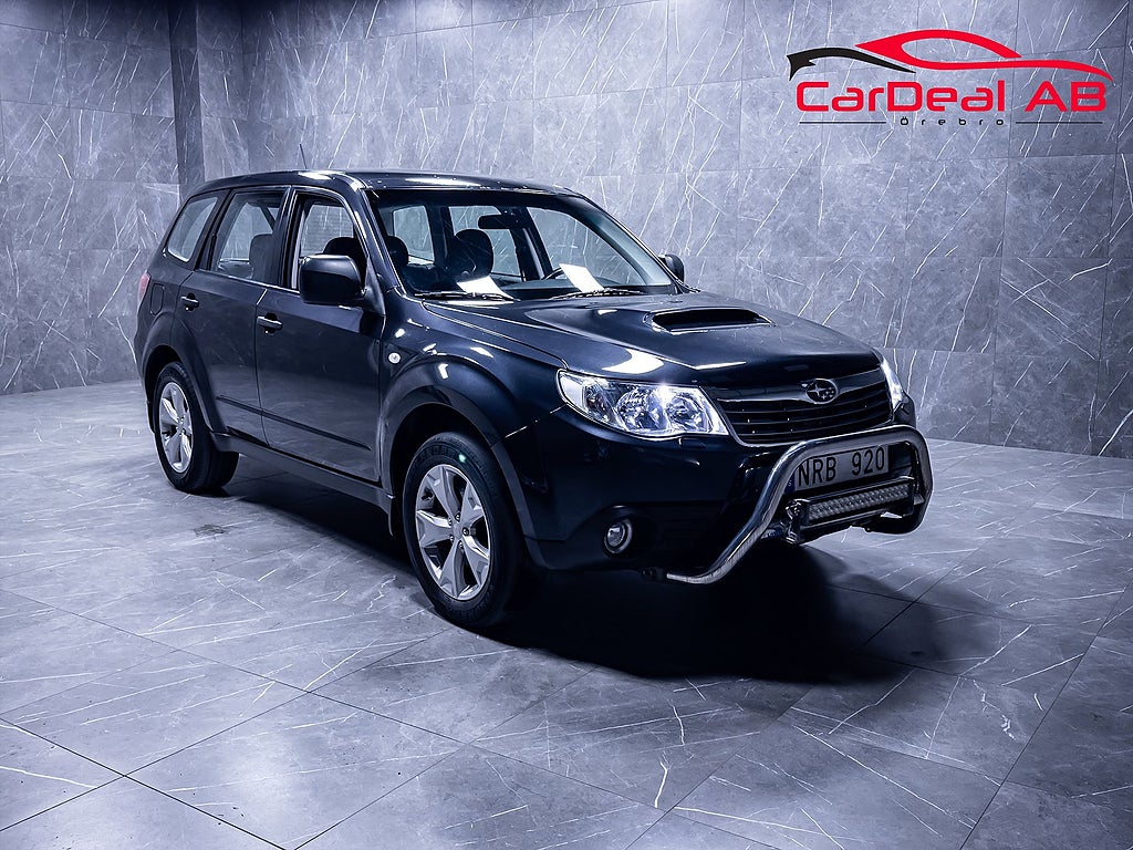 Subaru Forester 2.0 147hk 4WD M-Värmare LED-ramp Dragkrok