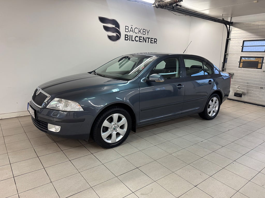 Skoda Octavia 1.6 FSI /Dragkrok /8900 Mil 