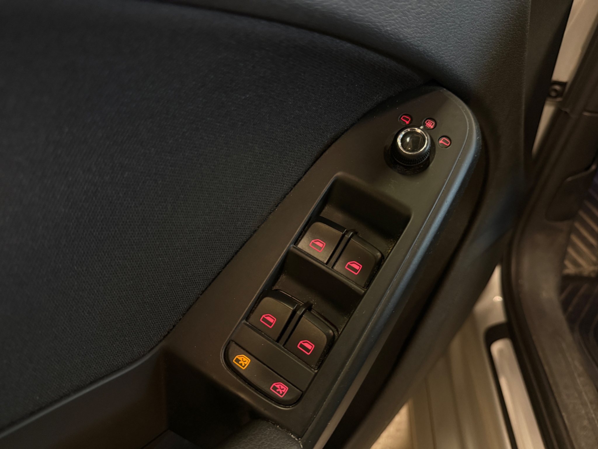 Audi A4 2012, bild 5/44