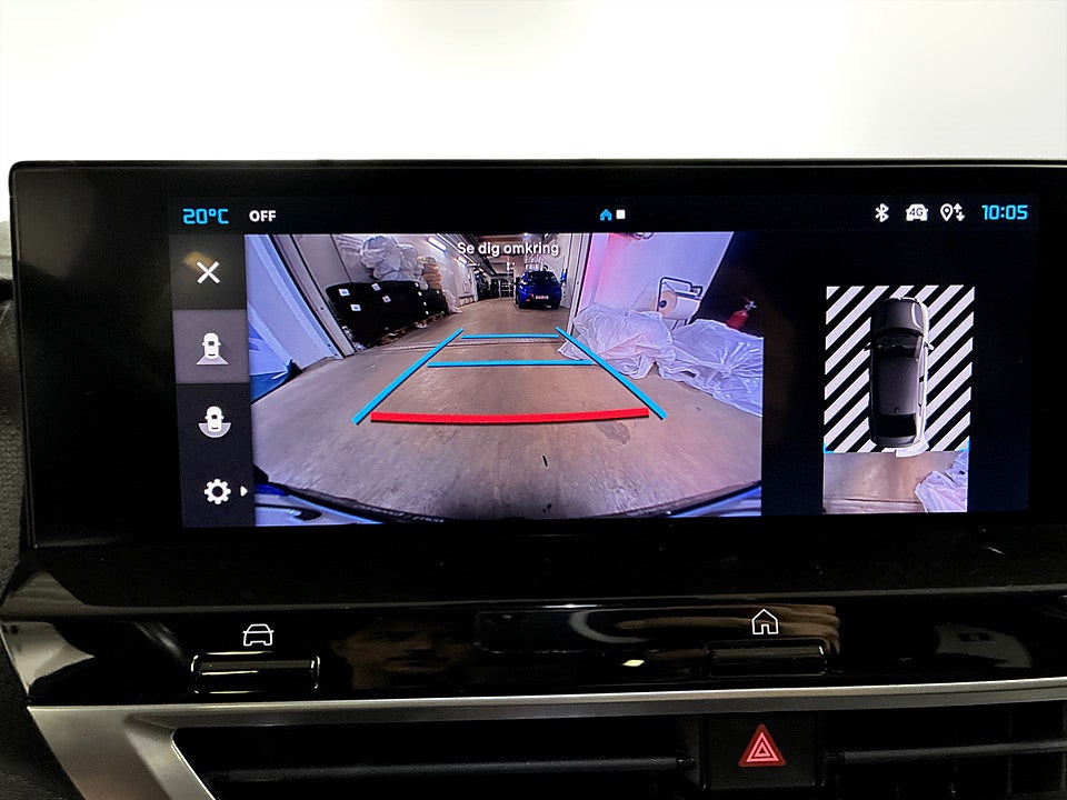 Bild på Citroën e-C4 X Shine Exclusive 50kWh 136hk Aut B-KAMERA PANO