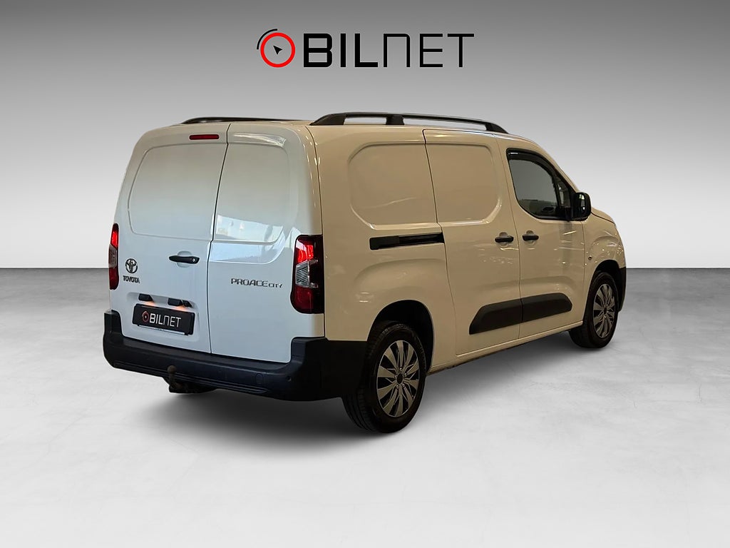 Toyota ProAce City 1.2 Turbo Sv-Såld *3,99%*Kamera Skåpbil Automat