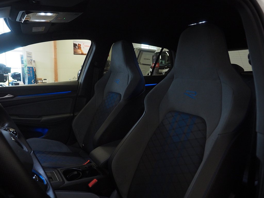 Volkswagen Golf R 417hk Stertman |Blackstyle|Navi|IQ Light| 2021