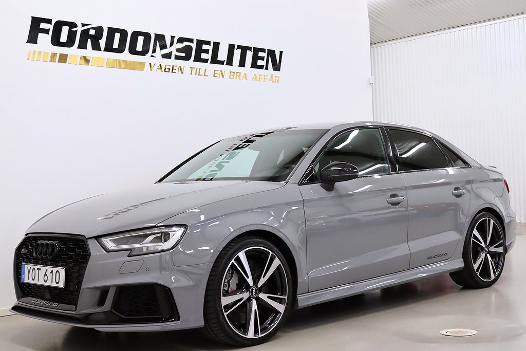 Audi RS3 Quattro Cockpit Keramiska Navi B&O Kolfiber 400hk 