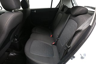 Halvkombi Hyundai i20 18 av 25
