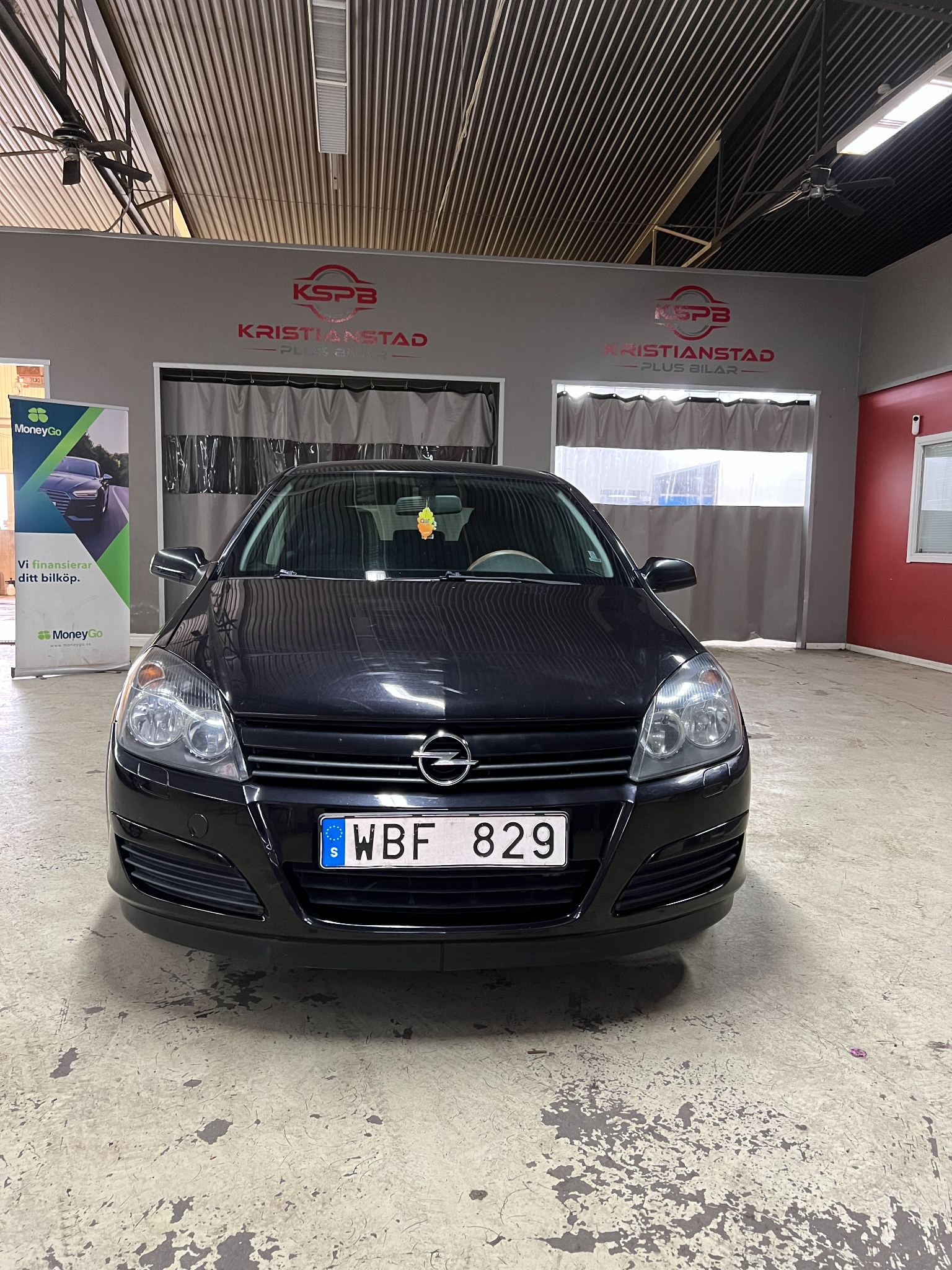 Opel Astra 1.6 Twinport ECOTEC 2004, bild 5/35