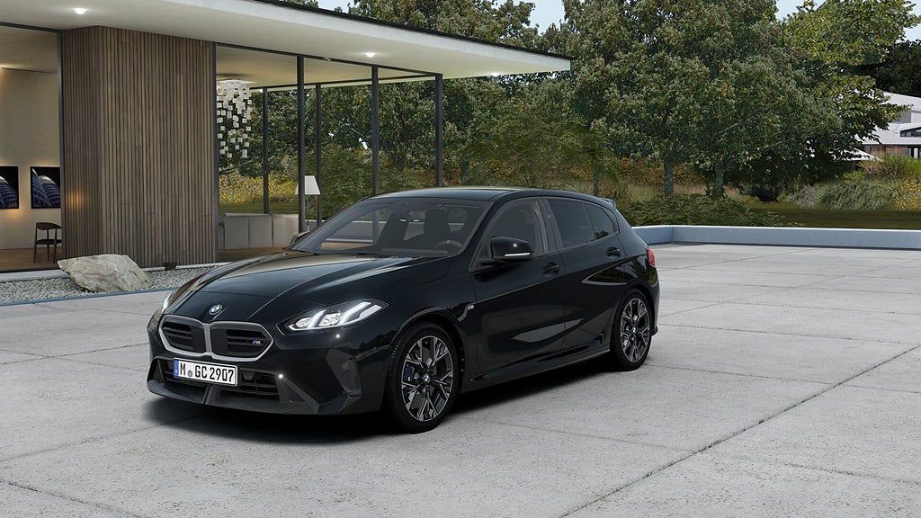 BMW M135i xDrive PÅVÄG 24 MÅN Privatleasing fr. 4.208 kr/mån