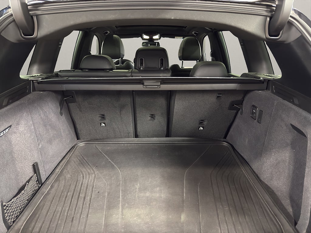 BMW iX3 M Sport Glastak Cockpit Läder Drag - bild 9