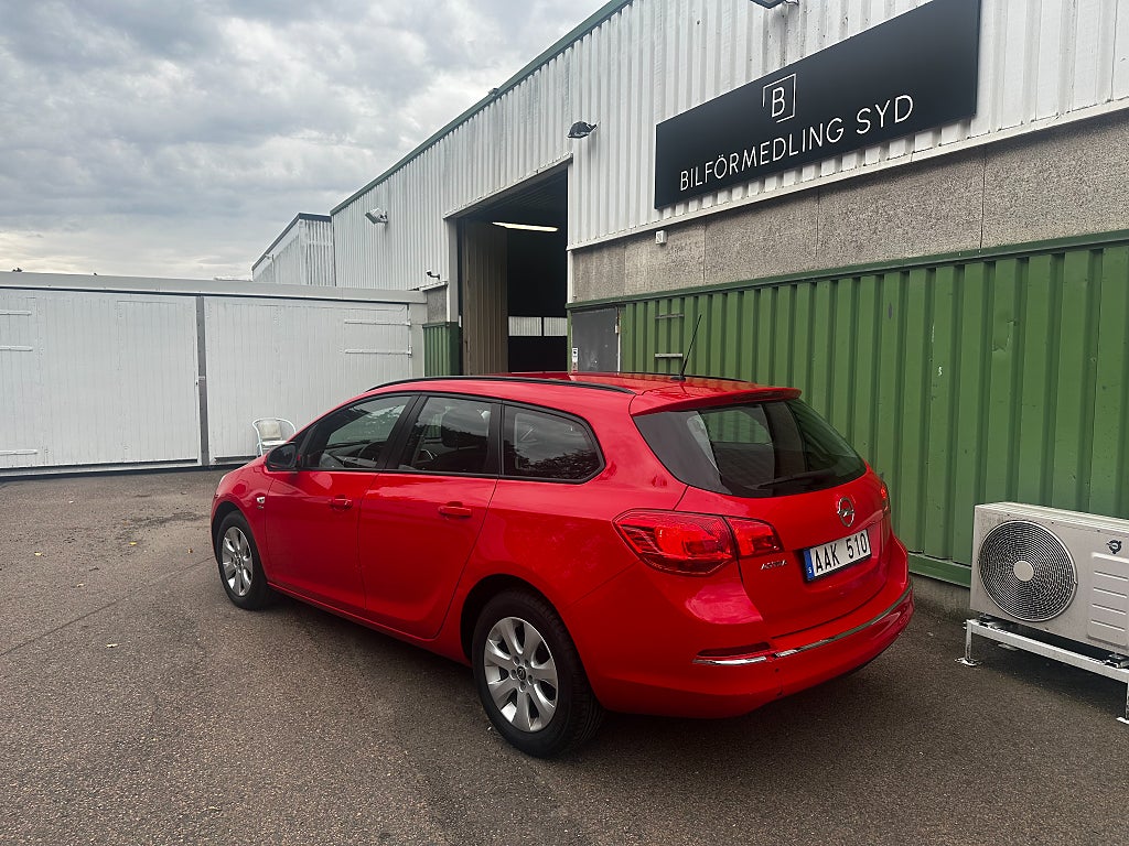 Opel Astra Sports Tourer 1.6 Active