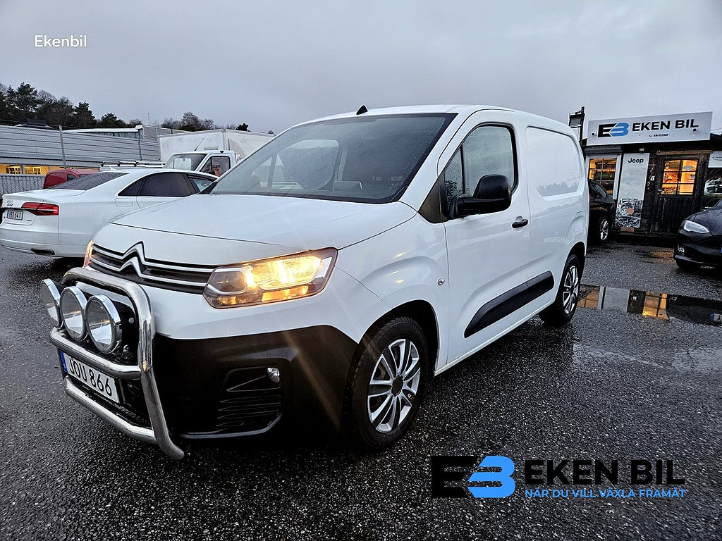 Citroën Berlingo 1.5 BlueHDi 100 Nybesiktad Nyservad 3-Sits Drag