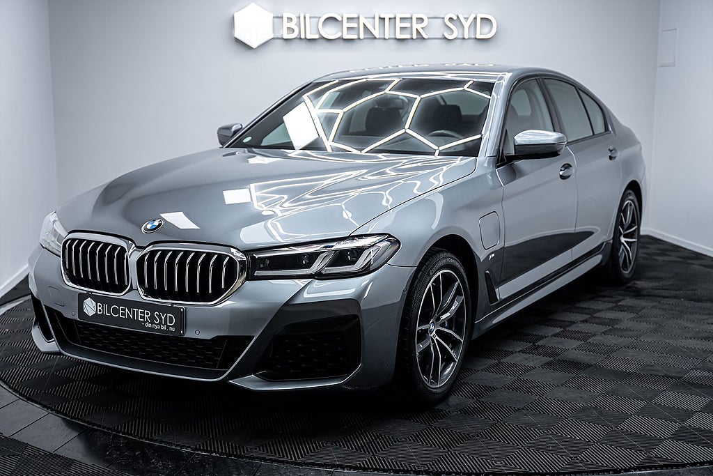 BMW 530e xDrive |Steptronic|M-Sport|Kamera|Drag|H&K|292hk|3,95%