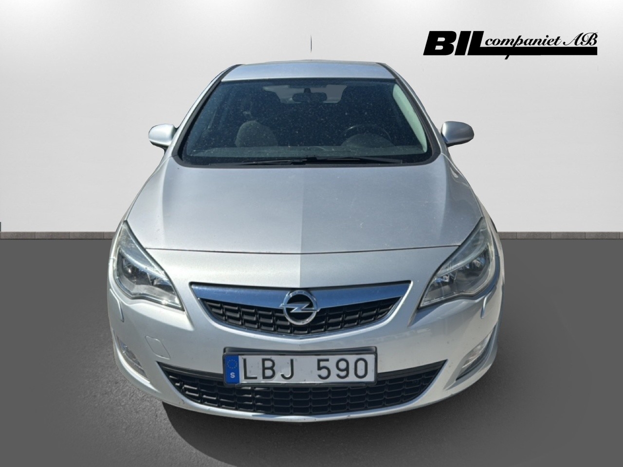 Opel Astra 1.6 Manuell, 115hk 2011, bild 2/42