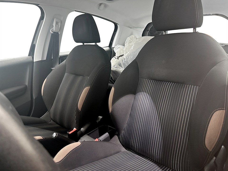 Bild på Peugeot 208 1.2 VTi 82hk - P-SENSORER BAK