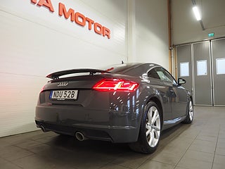 Sportkupé Audi TT 6 av 18