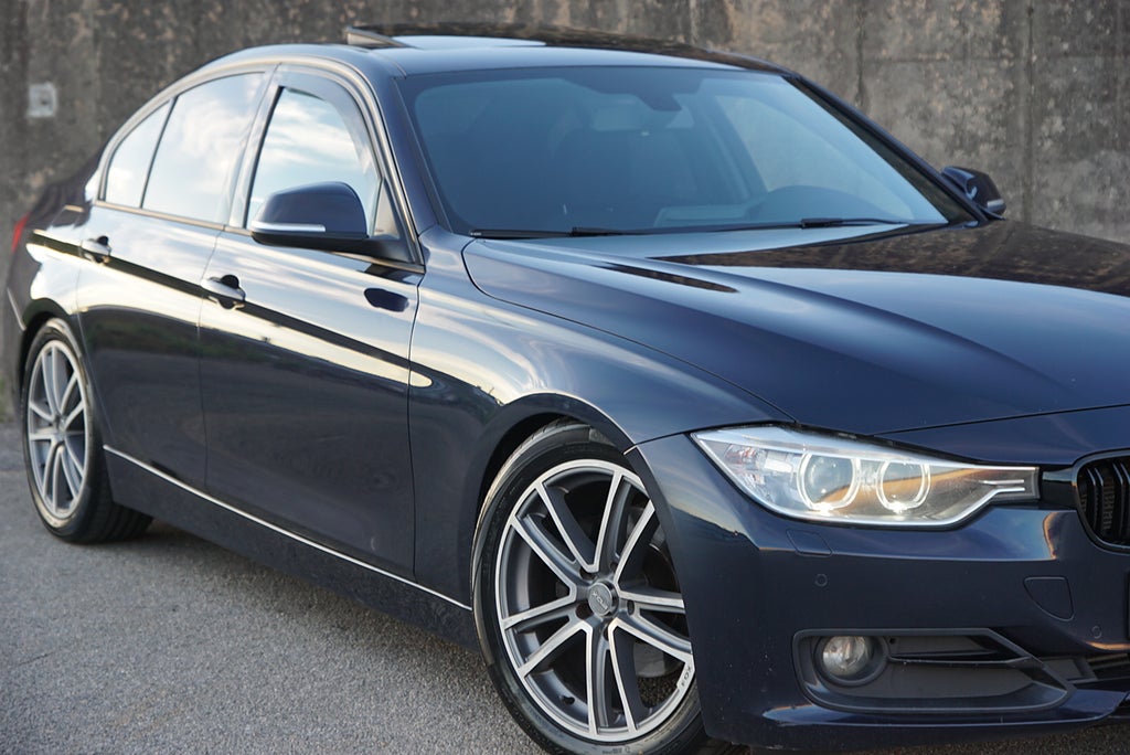 BMW 320D 184hk Sedan Sportline|Taklucka|P-Sensorer|HiFi|