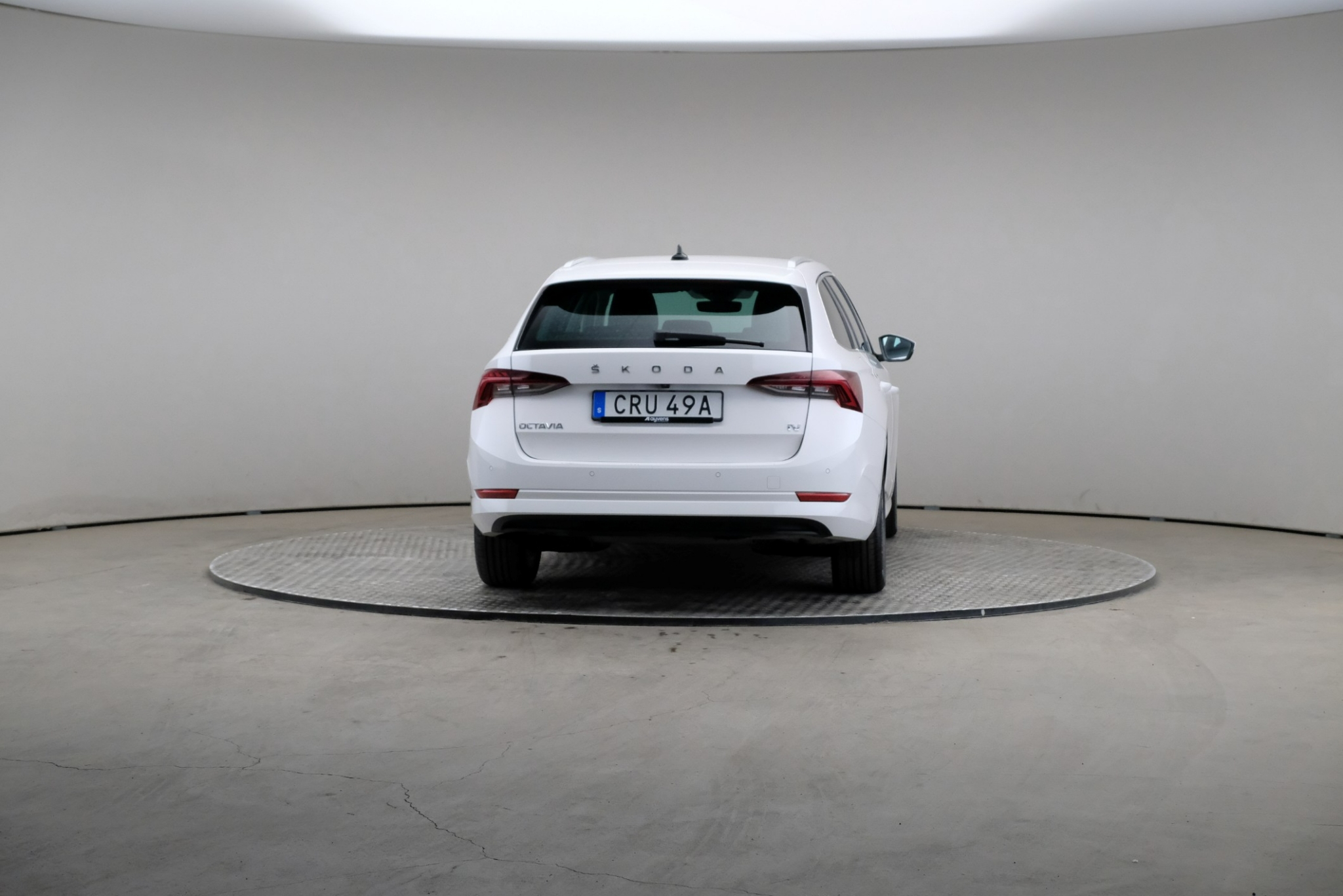 Skoda Octavia 2023, bild 2/10