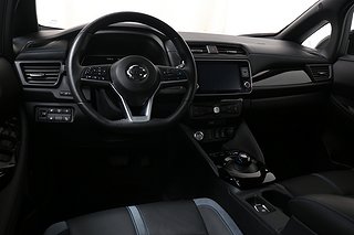 Halvkombi Nissan Leaf 9 av 23